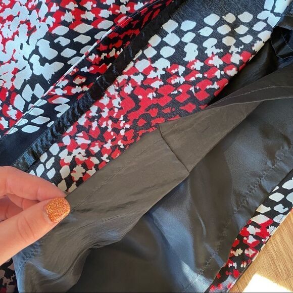 Worthington Red, White, & Black Patterned Lined Pencil Skirt with Abstract Waist - Picture 9 of 10